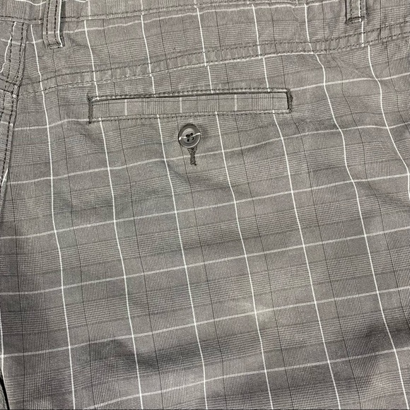 KENNETH COLE Men's Dark Grey Plaid Flat Front Shorts Size 40 - Picture 4 of 11